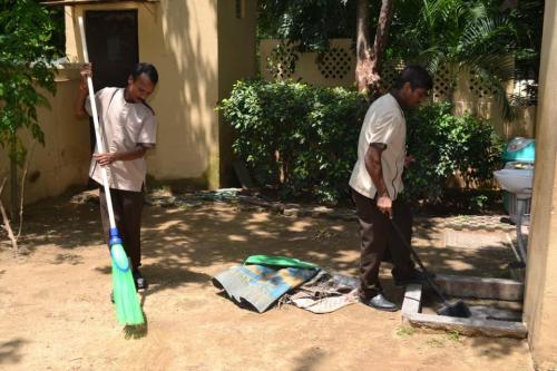 Cleanliness Drive Organised By Crown Plaza